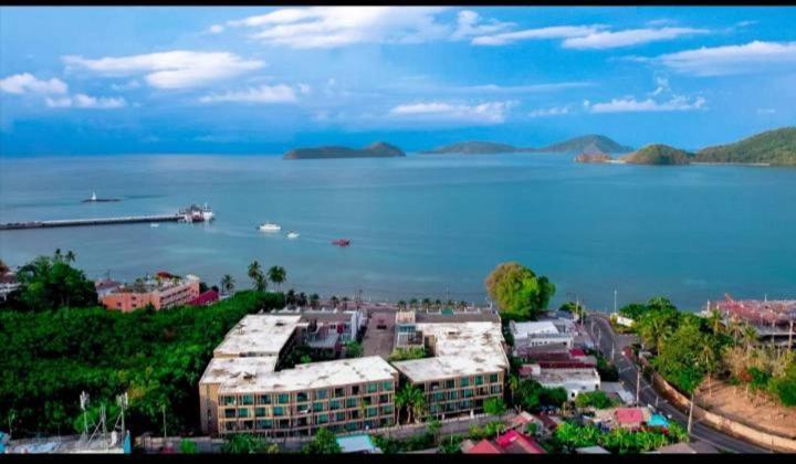 Panwa Beach Side Beachfront 푸껫 외부 사진