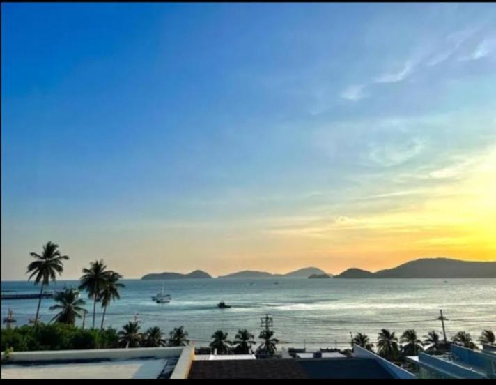 Panwa Beach Side Beachfront 푸껫 외부 사진